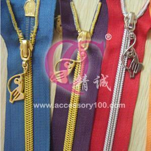 供应尼龙拉链|青岛尼龙拉链|烟台尼龙拉链|威海尼龙拉链_服装服饰_世界工厂网中国产品信息库